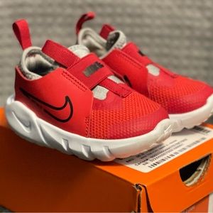 Toddler Nike Runner 2 sz. 5